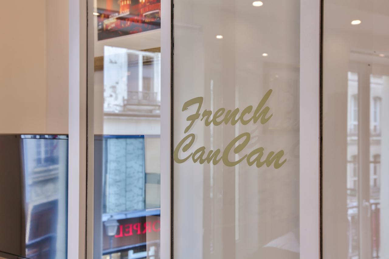 65-French Cancan St Denis Paris Exterior foto